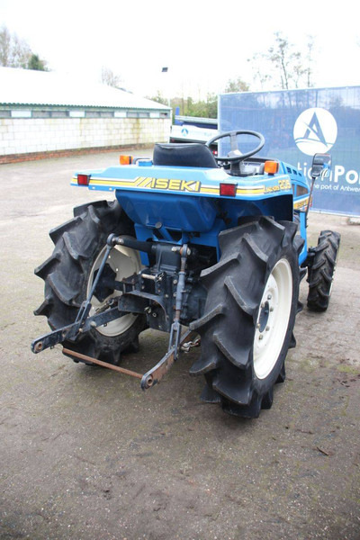 Iseki Landhope 205 - Tractor: foto 5 Iseki Landhope 205 - Tractor: foto 5