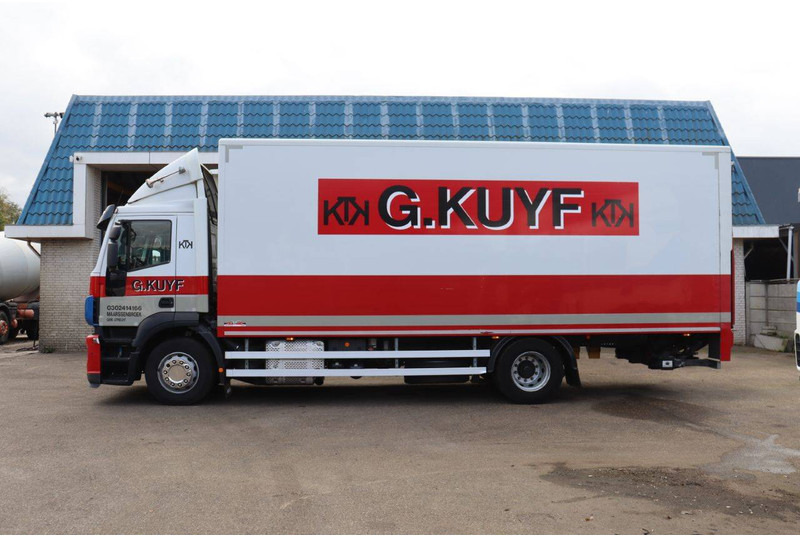 Iveco AD190S/P - Camión caja cerrada: foto 2 Iveco AD190S/P - Camión caja cerrada: foto 2