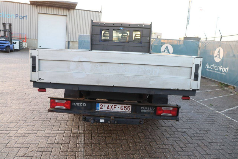Iveco Daily 35C15 - Coche: foto 5 Iveco Daily 35C15 - Coche: foto 5
