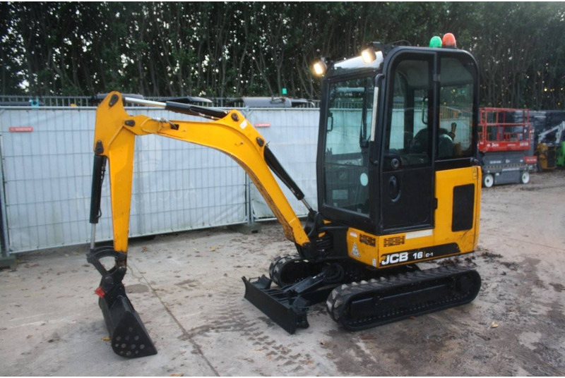 JCB 16C-1T3 - Miniexcavadora: foto 1 JCB 16C-1T3 - Miniexcavadora: foto 1
