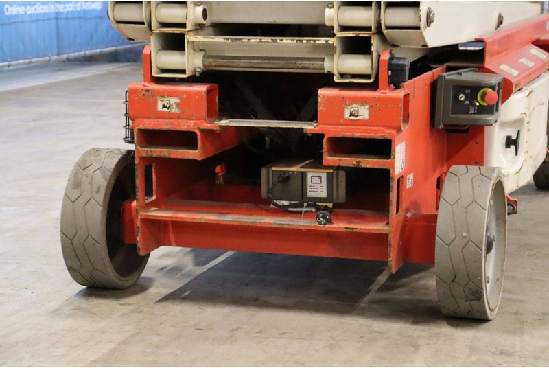 Plataforma de tijeras JLG 2646 ES: foto 11