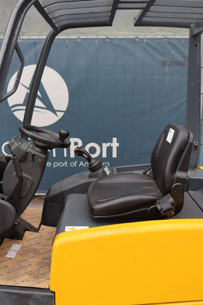 Carretilla elevadora eléctrica Jungheinrich EFG 220: foto 19