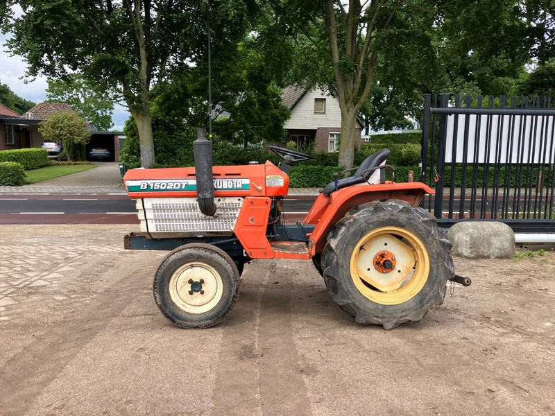Kubota B1502DT - Tractor: foto 2 Kubota B1502DT - Tractor: foto 2