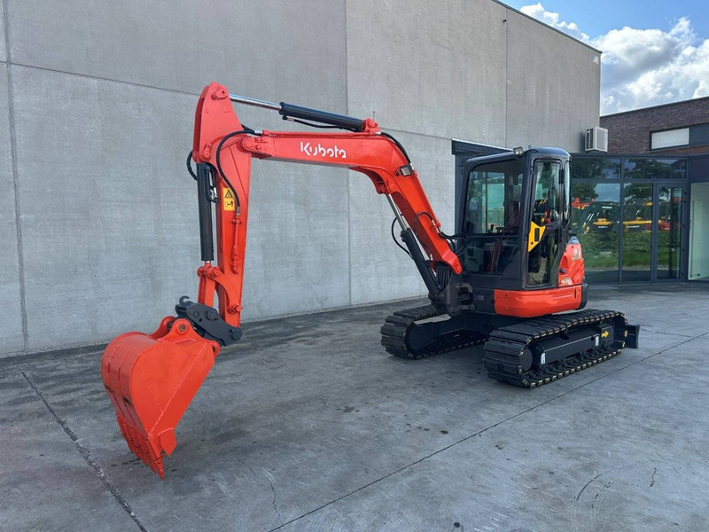 Kubota KX155-3SZ - Excavadora de cadenas: foto 1 Kubota KX155-3SZ - Excavadora de cadenas: foto 1