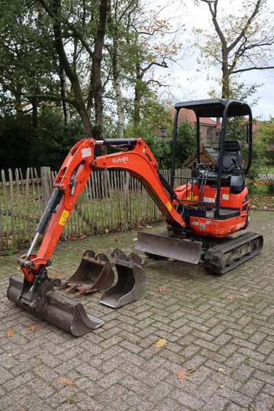 Miniexcavadora Kubota U17-3α: foto 9