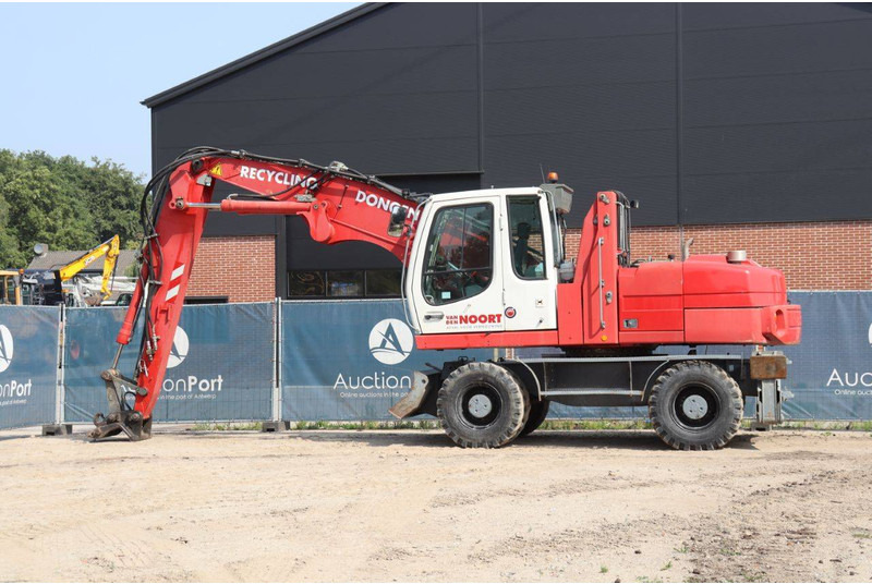 Liebherr A316 LITRONIC - Excavadora de ruedas: foto 3 Liebherr A316 LITRONIC - Excavadora de ruedas: foto 3