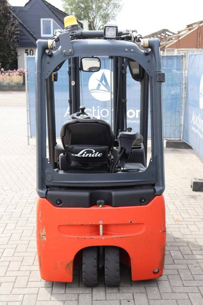 Linde E14-02 - Carretilla elevadora eléctrica: foto 5 Linde E14-02 - Carretilla elevadora eléctrica: foto 5