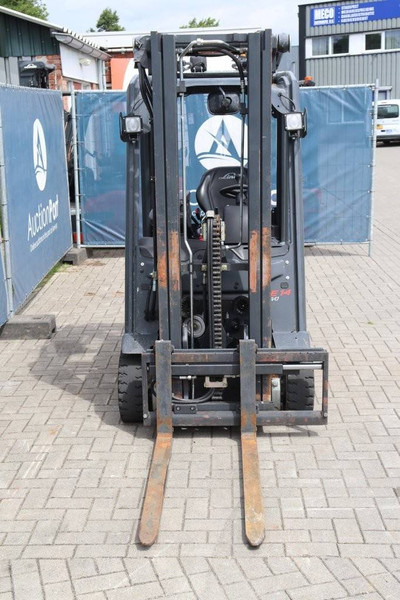 Carretilla elevadora eléctrica Linde E14-02: foto 8