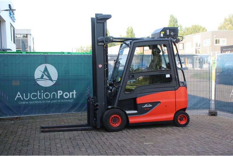 Linde E25HL-01/600 - Carretilla elevadora eléctrica: foto 1 Linde E25HL-01/600 - Carretilla elevadora eléctrica: foto 1