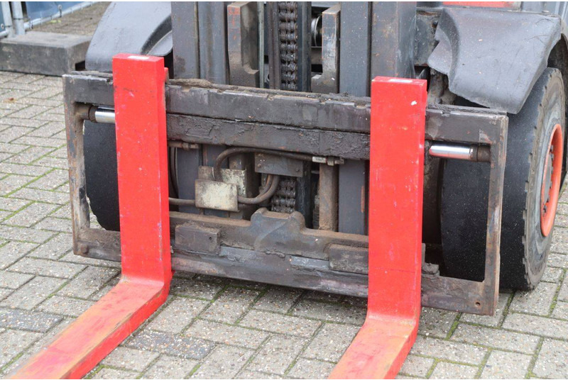 Carretilla elevadora diésel Linde H35D-01: foto 11 Carretilla elevadora diésel Linde H35D-01: foto 11