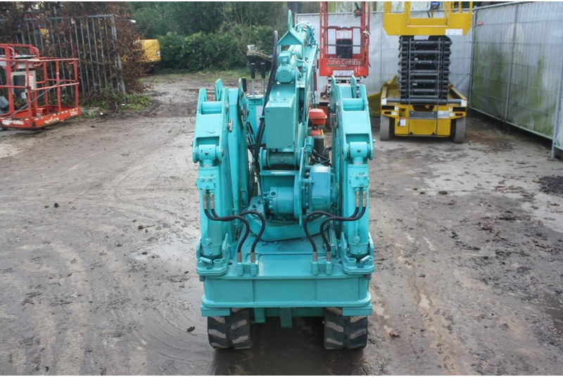 Maeda 205 - Grúa sobre orugas: foto 2 Maeda 205 - Grúa sobre orugas: foto 2