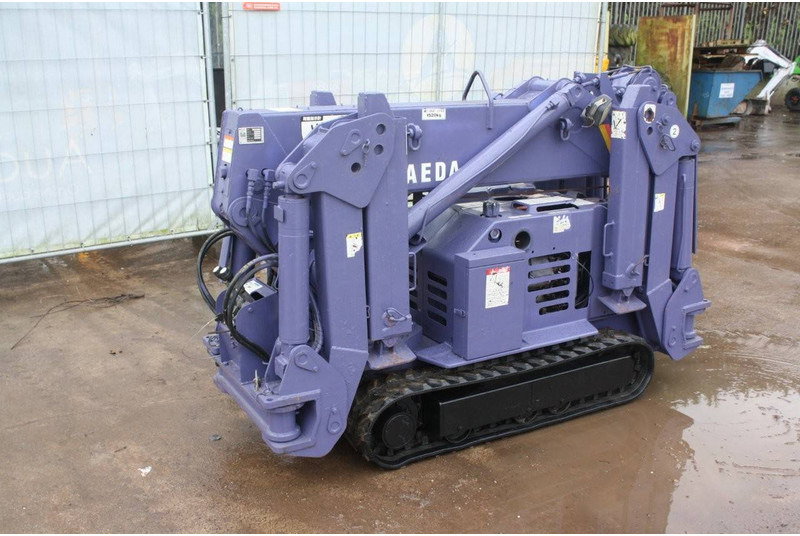 Maeda MC-205 - Grúa sobre orugas: foto 4 Maeda MC-205 - Grúa sobre orugas: foto 4