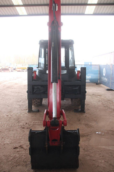 Manitou TLB 844S X4 - Retroexcavadora: foto 4 Manitou TLB 844S X4 - Retroexcavadora: foto 4