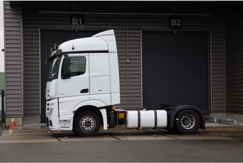 Mercedes-Benz ACTROS - Camión chasis: foto 1 Mercedes-Benz ACTROS - Camión chasis: foto 1