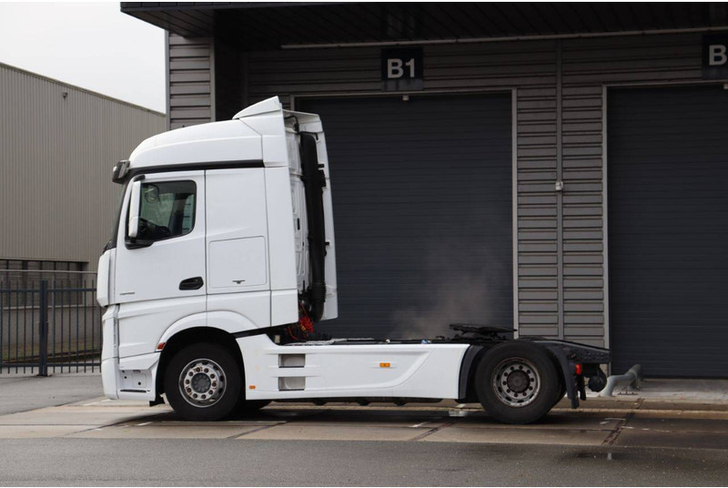 Mercedes-Benz ACTROS - Camión chasis: foto 3 Mercedes-Benz ACTROS - Camión chasis: foto 3