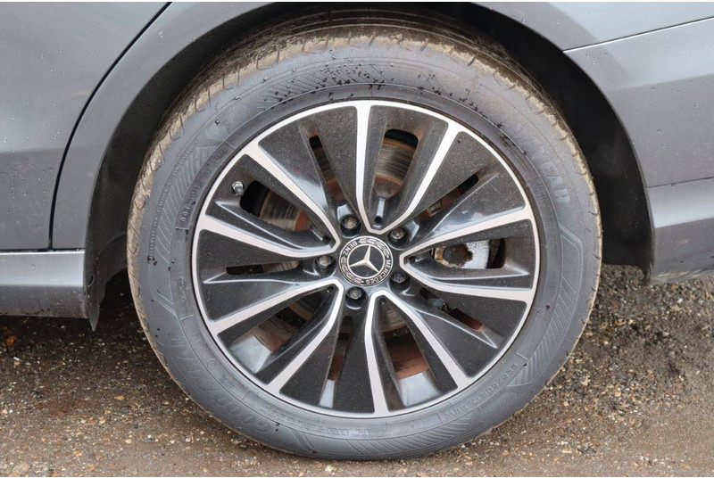 Sedan Mercedes-Benz C-Klasse C220d: foto 15 Sedan Mercedes-Benz C-Klasse C220d: foto 15