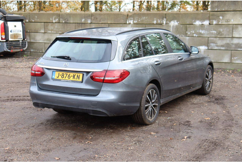 Sedan Mercedes-Benz C-Klasse C220d: foto 6 Sedan Mercedes-Benz C-Klasse C220d: foto 6