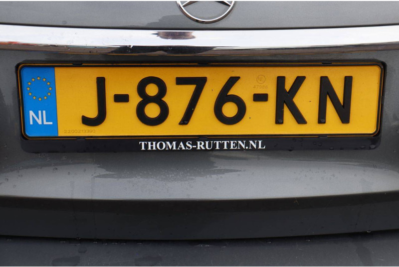 Sedan Mercedes-Benz C-Klasse C220d: foto 19 Sedan Mercedes-Benz C-Klasse C220d: foto 19