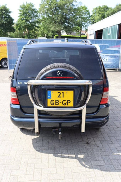 Mercedes-Benz M-Klasse ML 320 - SUV/ Todoterreno: foto 5 Mercedes-Benz M-Klasse ML 320 - SUV/ Todoterreno: foto 5