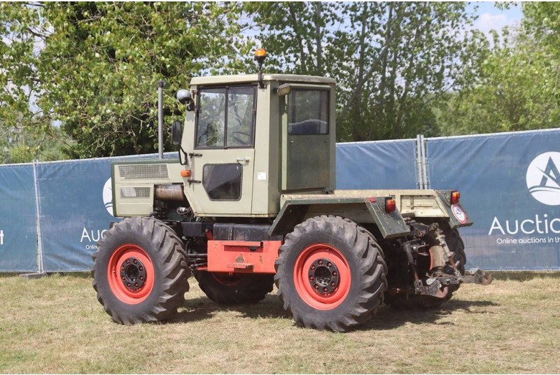 Mercedes-Benz MB Trac 800 - Tractor: foto 3 Mercedes-Benz MB Trac 800 - Tractor: foto 3