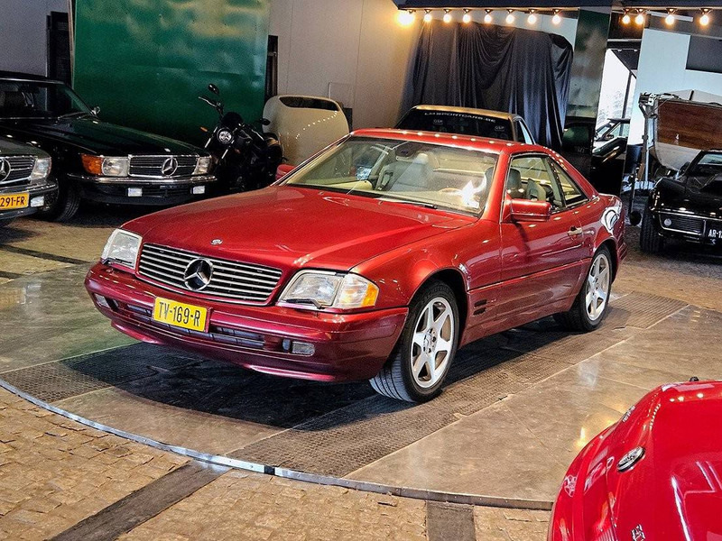 Mercedes-Benz SL-Klasse (R129) _ 500 ("40th Anniversary Roadster") - Sedan: foto 1 Mercedes-Benz SL-Klasse (R129) _ 500 ("40th Anniversary Roadster") - Sedan: foto 1