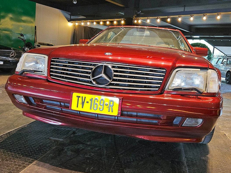 Mercedes-Benz SL-Klasse (R129) _ 500 ("40th Anniversary Roadster") - Sedan: foto 4 Mercedes-Benz SL-Klasse (R129) _ 500 ("40th Anniversary Roadster") - Sedan: foto 4