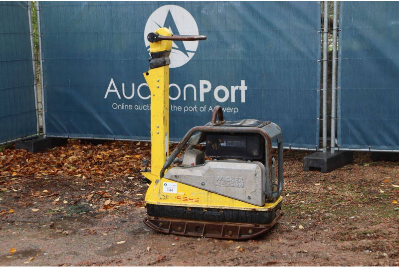 Neuson DPU5545 - Plancha reversible: foto 2 Neuson DPU5545 - Plancha reversible: foto 2