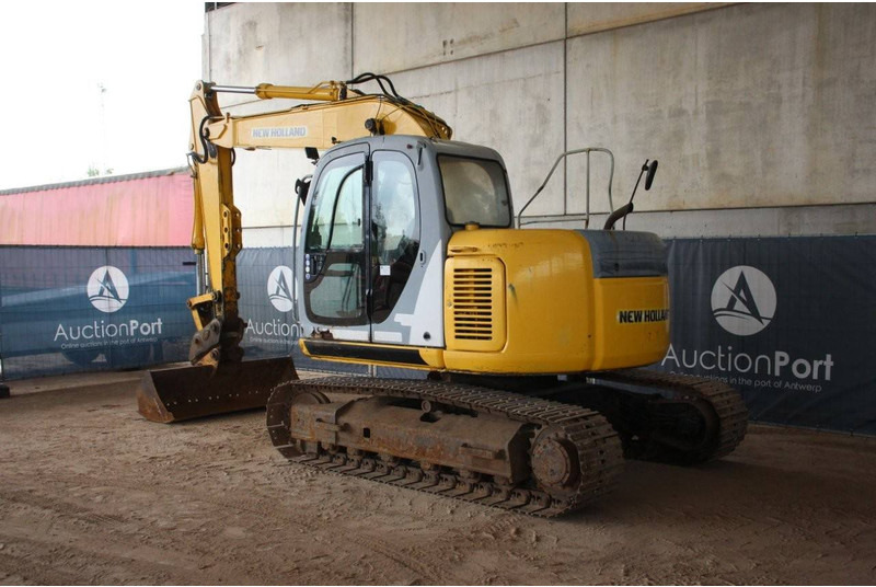 New Holland E115SR - Excavadora de cadenas: foto 3 New Holland E115SR - Excavadora de cadenas: foto 3