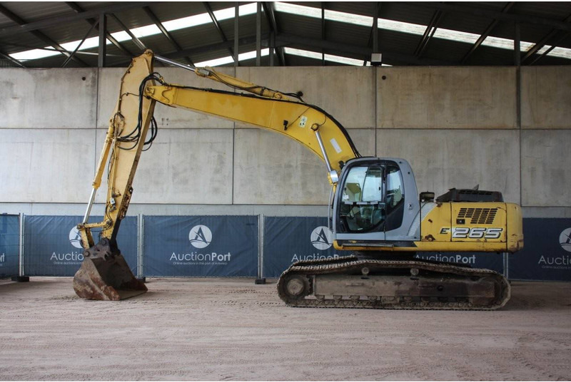 New Holland E265 - Excavadora de cadenas: foto 2 New Holland E265 - Excavadora de cadenas: foto 2