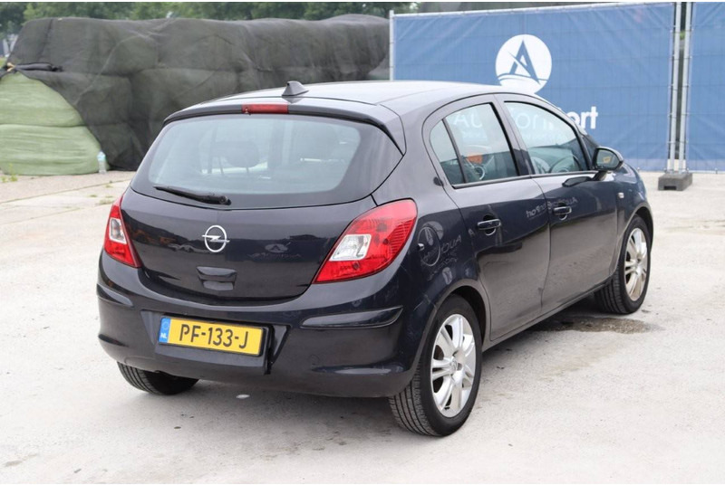 Opel Corsa - Coche: foto 5 Opel Corsa - Coche: foto 5