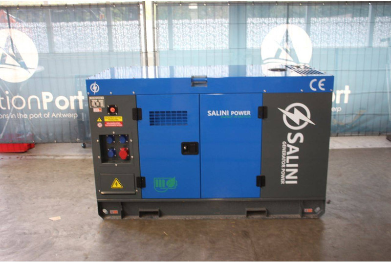 Salini VG-R30 - Generador industriale: foto 2 Salini VG-R30 - Generador industriale: foto 2