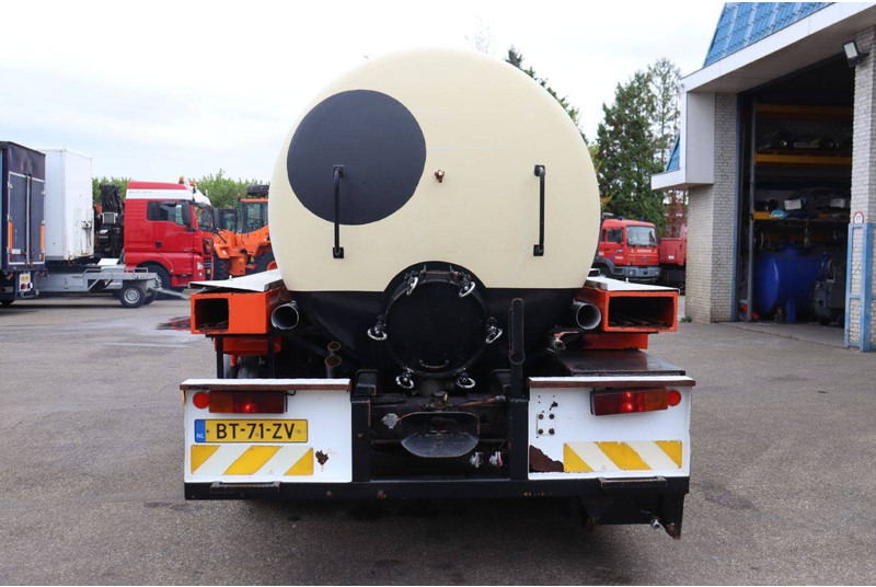 Scania P82 CG13 - Camión caja cerrada: foto 4 Scania P82 CG13 - Camión caja cerrada: foto 4