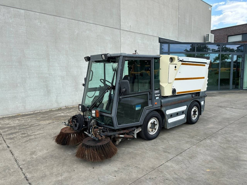 Schmidt Swingo 225 - Barredora vial: foto 1 Schmidt Swingo 225 - Barredora vial: foto 1