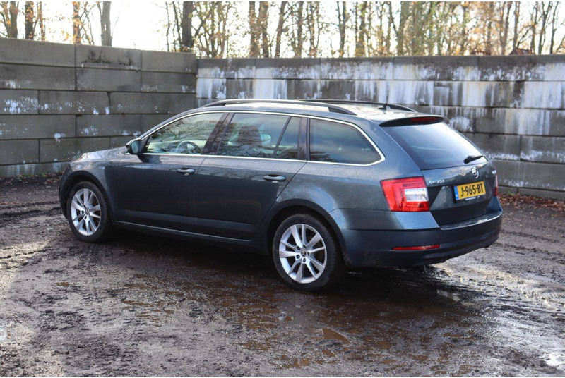 Škoda Octavia - Coche: foto 3 Škoda Octavia - Coche: foto 3