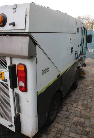 TENNANT A60 - Barredora vial: foto 5 TENNANT A60 - Barredora vial: foto 5