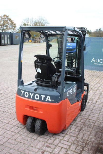 Toyota 16 - Carretilla elevadora eléctrica: foto 5 Toyota 16 - Carretilla elevadora eléctrica: foto 5