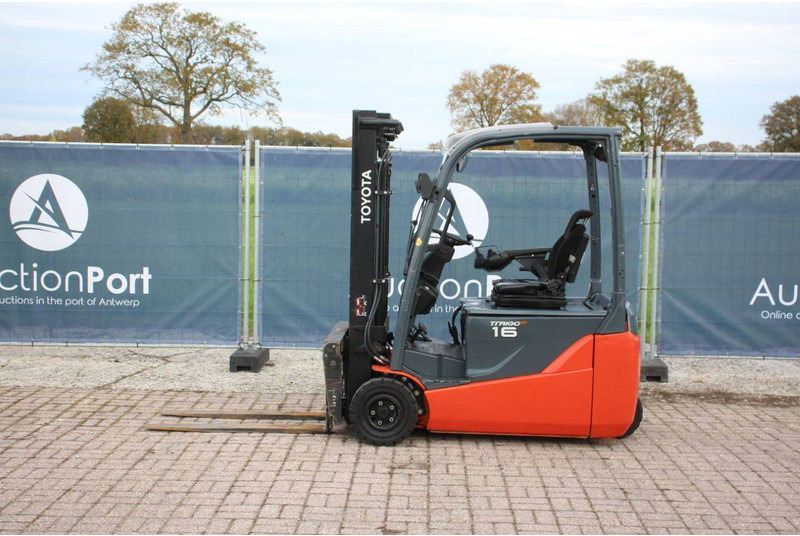 Toyota 16 - Carretilla elevadora eléctrica: foto 2 Toyota 16 - Carretilla elevadora eléctrica: foto 2