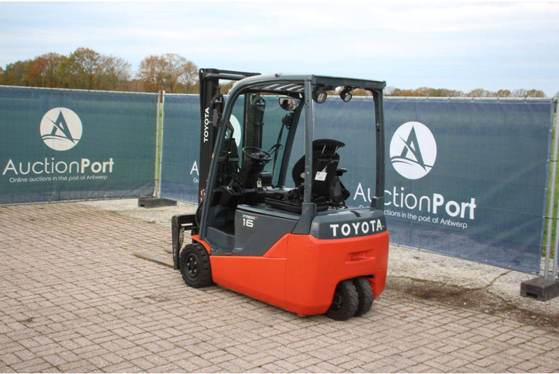 Toyota 16 - Carretilla elevadora eléctrica: foto 3 Toyota 16 - Carretilla elevadora eléctrica: foto 3