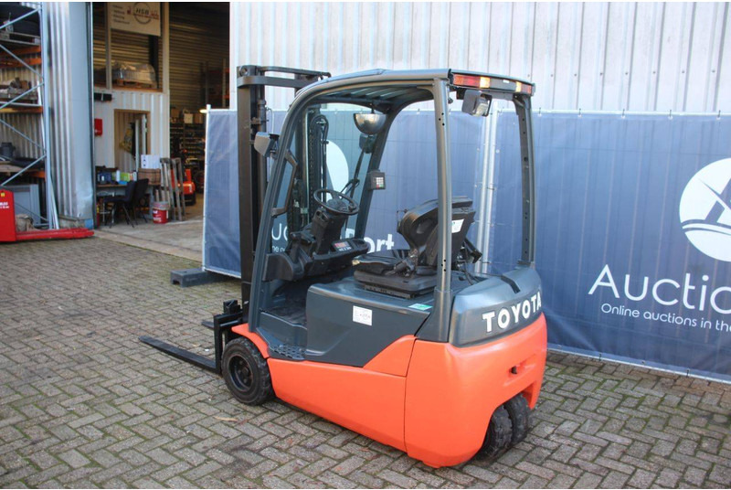 Toyota 8FBET20 - Carretilla elevadora eléctrica: foto 3 Toyota 8FBET20 - Carretilla elevadora eléctrica: foto 3