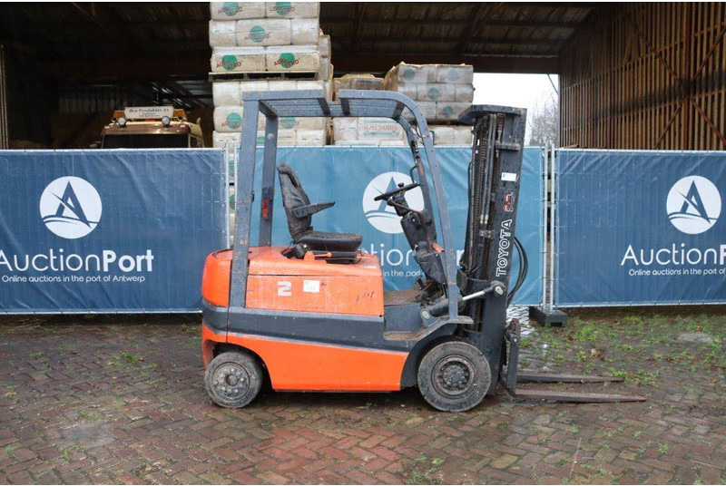 Toyota FBMF25 - Carretilla elevadora eléctrica: foto 2 Toyota FBMF25 - Carretilla elevadora eléctrica: foto 2