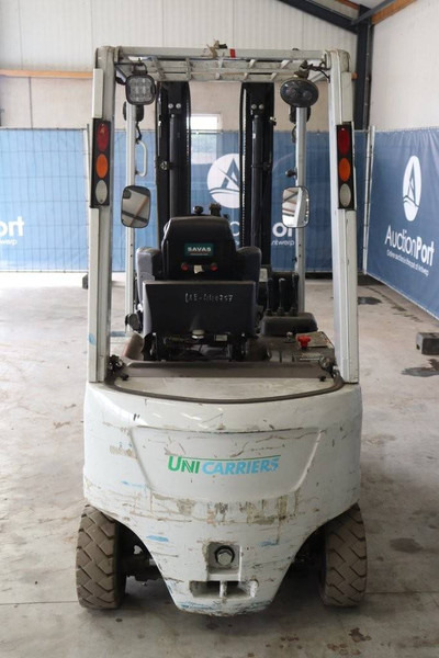 UniCarriers JAG1N1L16Q - Carretilla elevadora eléctrica: foto 5 UniCarriers JAG1N1L16Q - Carretilla elevadora eléctrica: foto 5