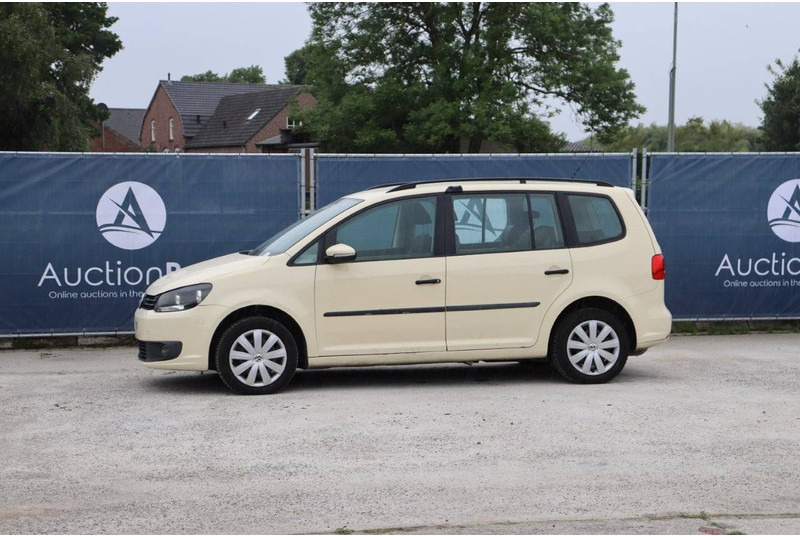 Volkswagen Touran - Coche: foto 1 Volkswagen Touran - Coche: foto 1