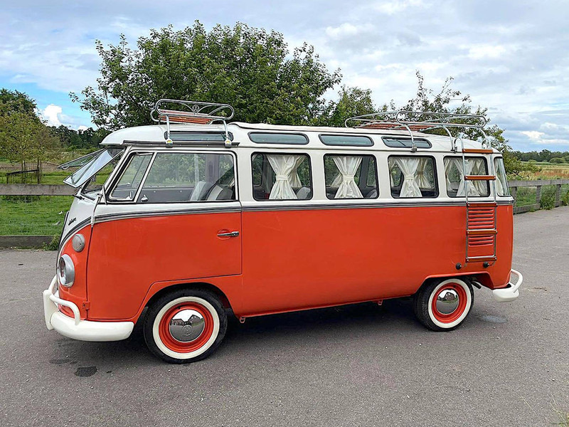 Volkswagen (Typ 2 _ Transporter) T1 _ 1.6 Samba - Sedan: foto 2 Volkswagen (Typ 2 _ Transporter) T1 _ 1.6 Samba - Sedan: foto 2