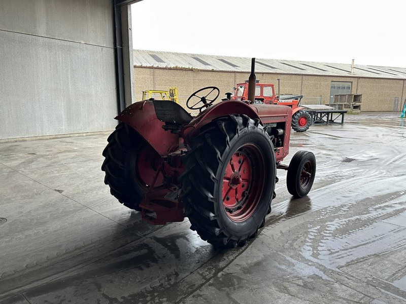 Volvo 470 - Tractor: foto 5 Volvo 470 - Tractor: foto 5