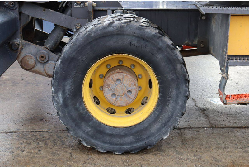 Excavadora de ruedas Volvo EWR150E: foto 18 Excavadora de ruedas Volvo EWR150E: foto 18