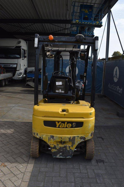 Yale ERP16VF - Carretilla elevadora eléctrica: foto 4 Yale ERP16VF - Carretilla elevadora eléctrica: foto 4