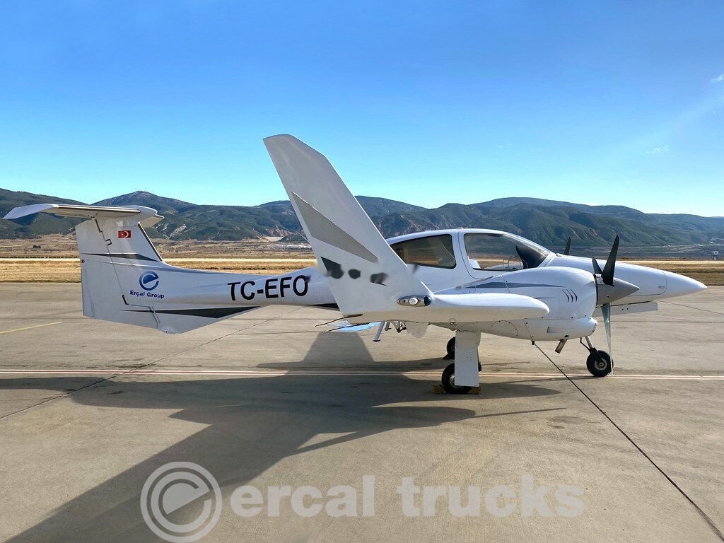2008 Diamond DA42 Twin Star-Airplane - Equipo de apoyo en tierra: foto 2 2008 Diamond DA42 Twin Star-Airplane - Equipo de apoyo en tierra: foto 2