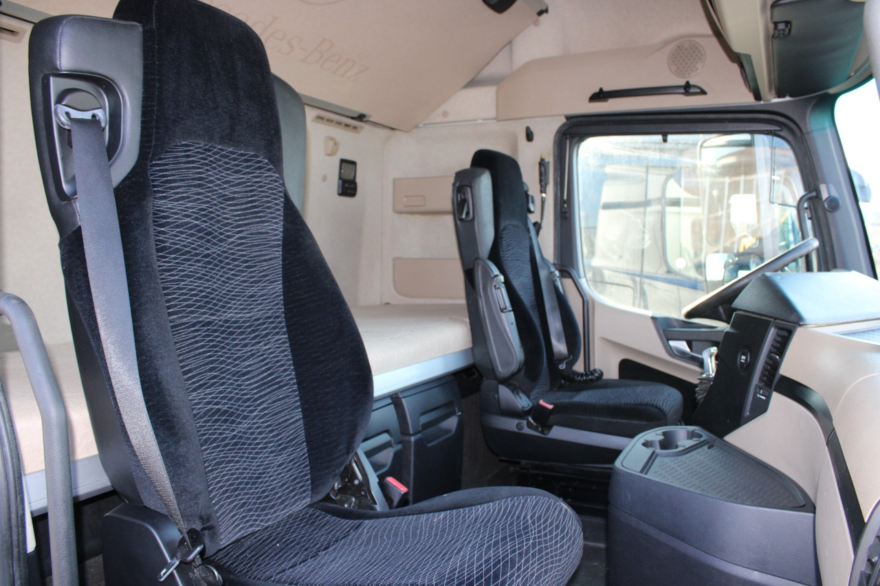 Cabina para Camión CABINA MERCEDES ACTROS MP4 STREAMSPACE 2.5: foto 7