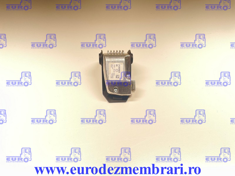 SENZOR CAMERA RADAR VOLVO FH4 21202923 - Sensor para Camión: foto 1 SENZOR CAMERA RADAR VOLVO FH4 21202923 - Sensor para Camión: foto 1