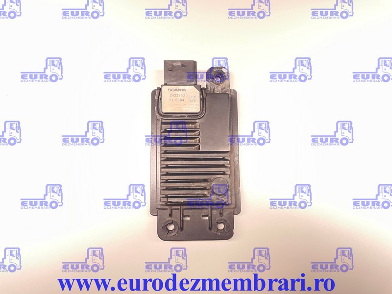 SENZOR RADAR DISTANTA SCANIA 2432963, 2718255 - Sensor para Camión: foto 1 SENZOR RADAR DISTANTA SCANIA 2432963, 2718255 - Sensor para Camión: foto 1